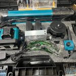 تراز لیزری ١۶ خط ماکیتا  همراه با کیف بی ام سی و لوازم - تصویر 2